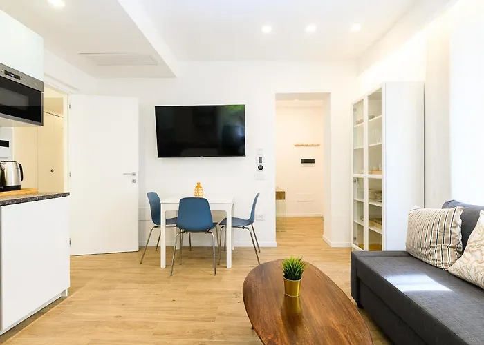 Modern & Elegant By Ndp Rent Appartement *
